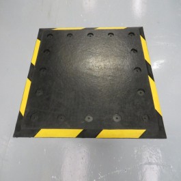 Trailer Plates at Polymax